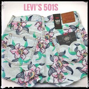 Levi’s 501 Hella Bloom Cut-Off High-Rise S…
